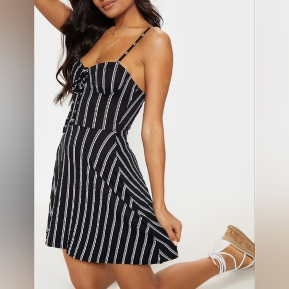 Material Girl Duo-2 Style Blk/White Striped Flair Skater Dress Size L - Picture 2 of 13